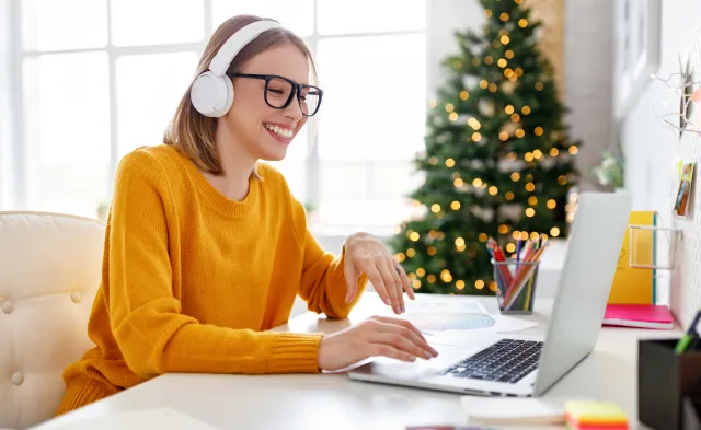 Navigating the Holiday Hurdle: Tips for Studying During the Festive Season