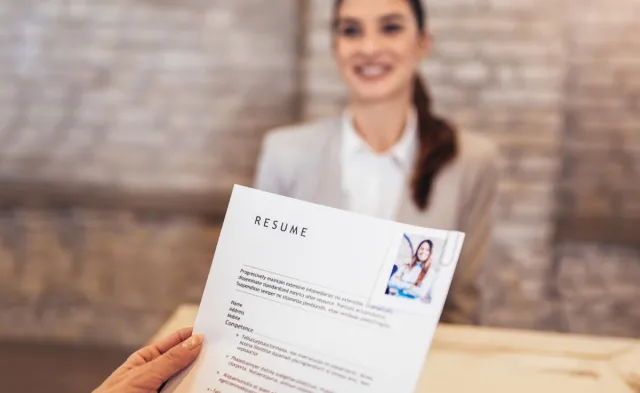 7 Resume Tips from Professional Resume Writers