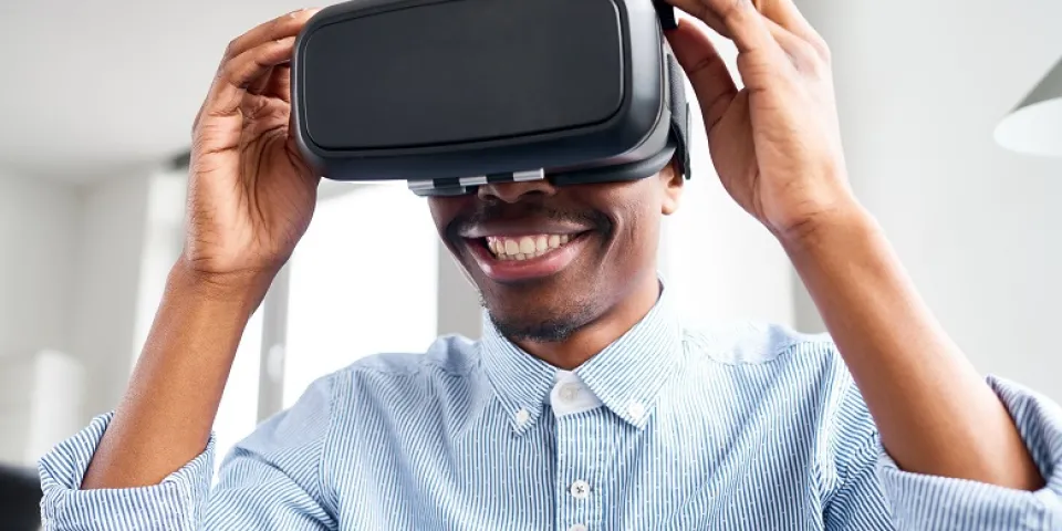 How Virtual Reality is Changing the Way We Work